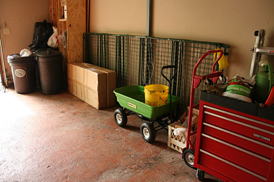 store your tempoary but sturdy garden fencing in the shed for the off-season